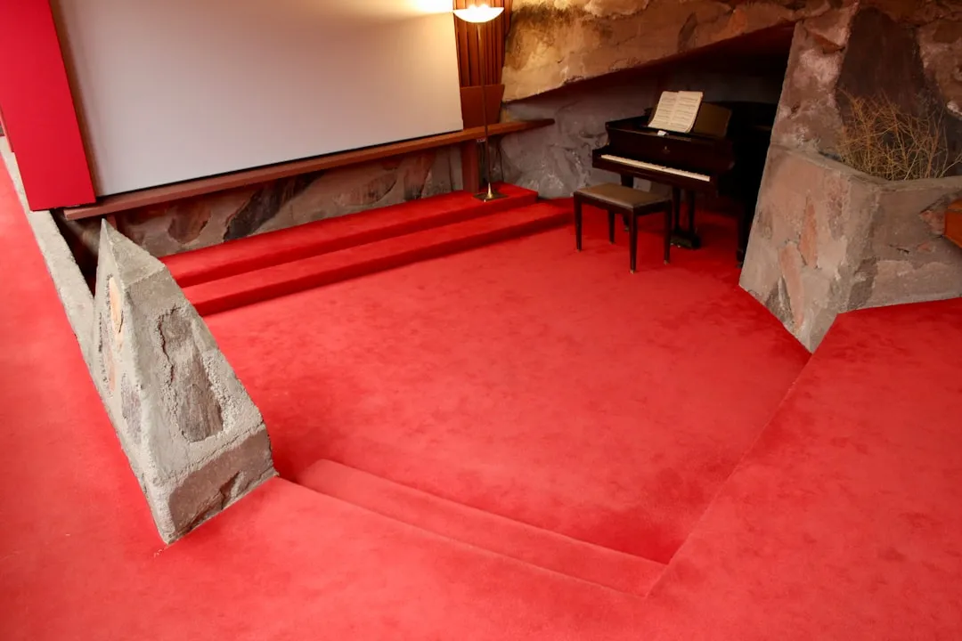 服装服饰批发产品型号对比:如何匹配商超零售客户需求